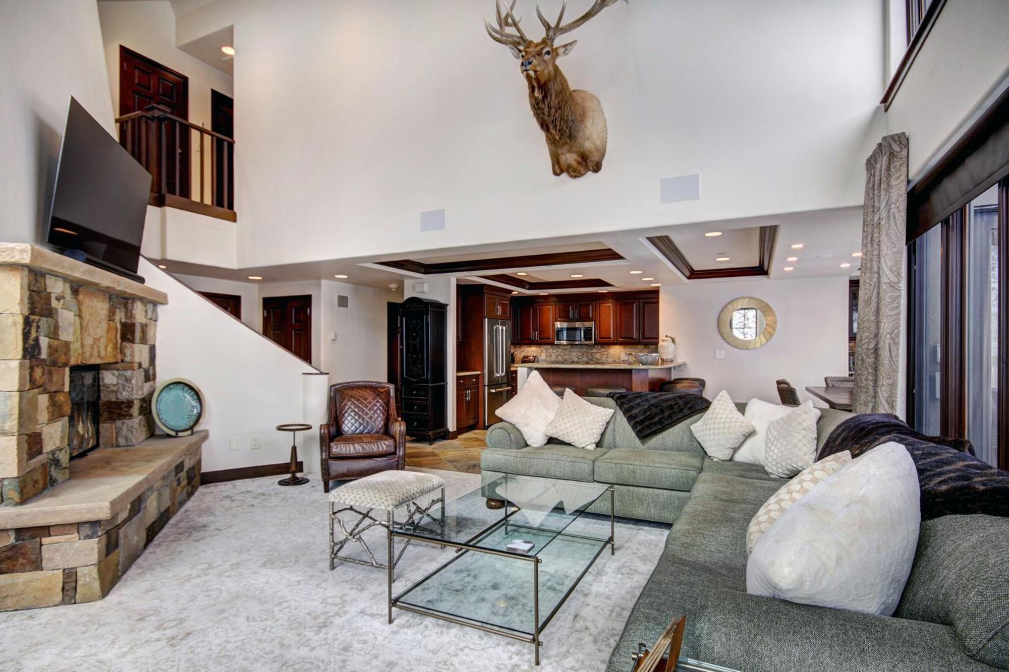 Luxury Ski-In 3 Bedroom Penthouse Inside Pines Lodge, Sleeps 10! Condo Beaver Creek Exterior photo
